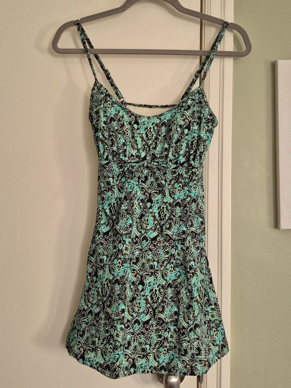 EUC It Figures (Garnet Hill) Soft Cup Swim Dress, Fits S-M